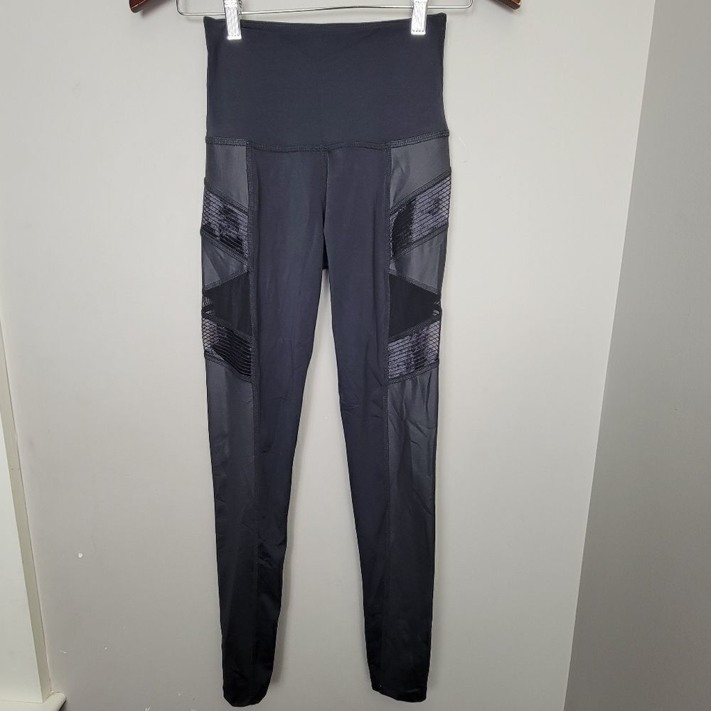Beyond Yoga Mesh Detail Moto High Waisted Leggings Black XS